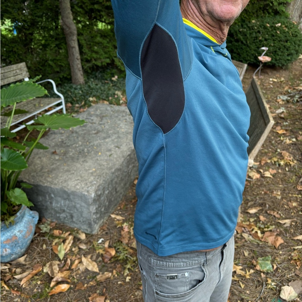 North Face hoodie - Picture 6 of 9